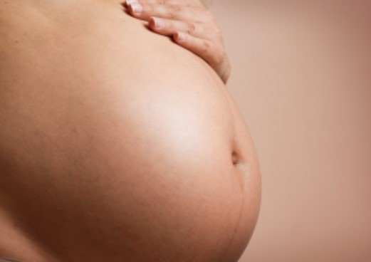 skin changes during pregnancy - skin stretching
